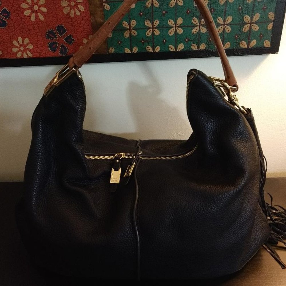 New Gili Classic Black Hobo Bag with it's dust bag - Picture 10 of 11